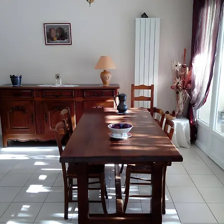 D'hote Chez Francoise Bed & Breakfast 3*